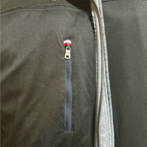 Tommy Hilfiger Men’s XL Gray Winter Jacket Water Resistant Full Zip Pockets - Picture 8 of 12